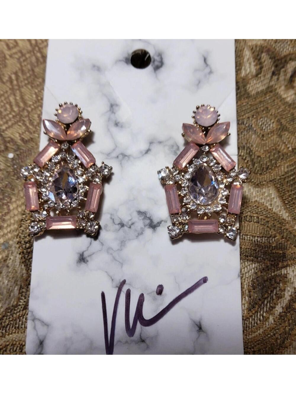 V Gentle Pink Earrings o5226